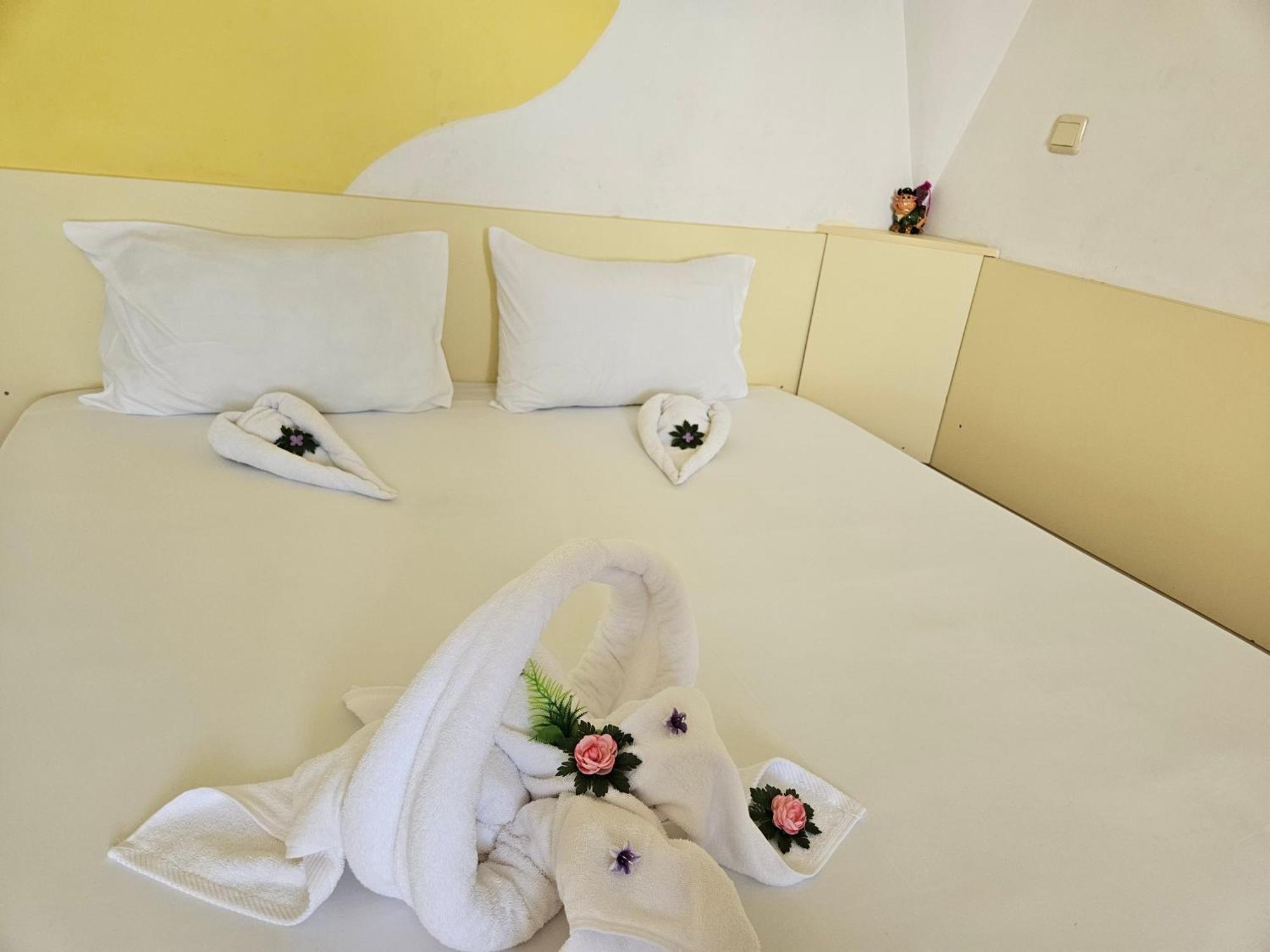 Paralax Hotel Varna Exteriör bild