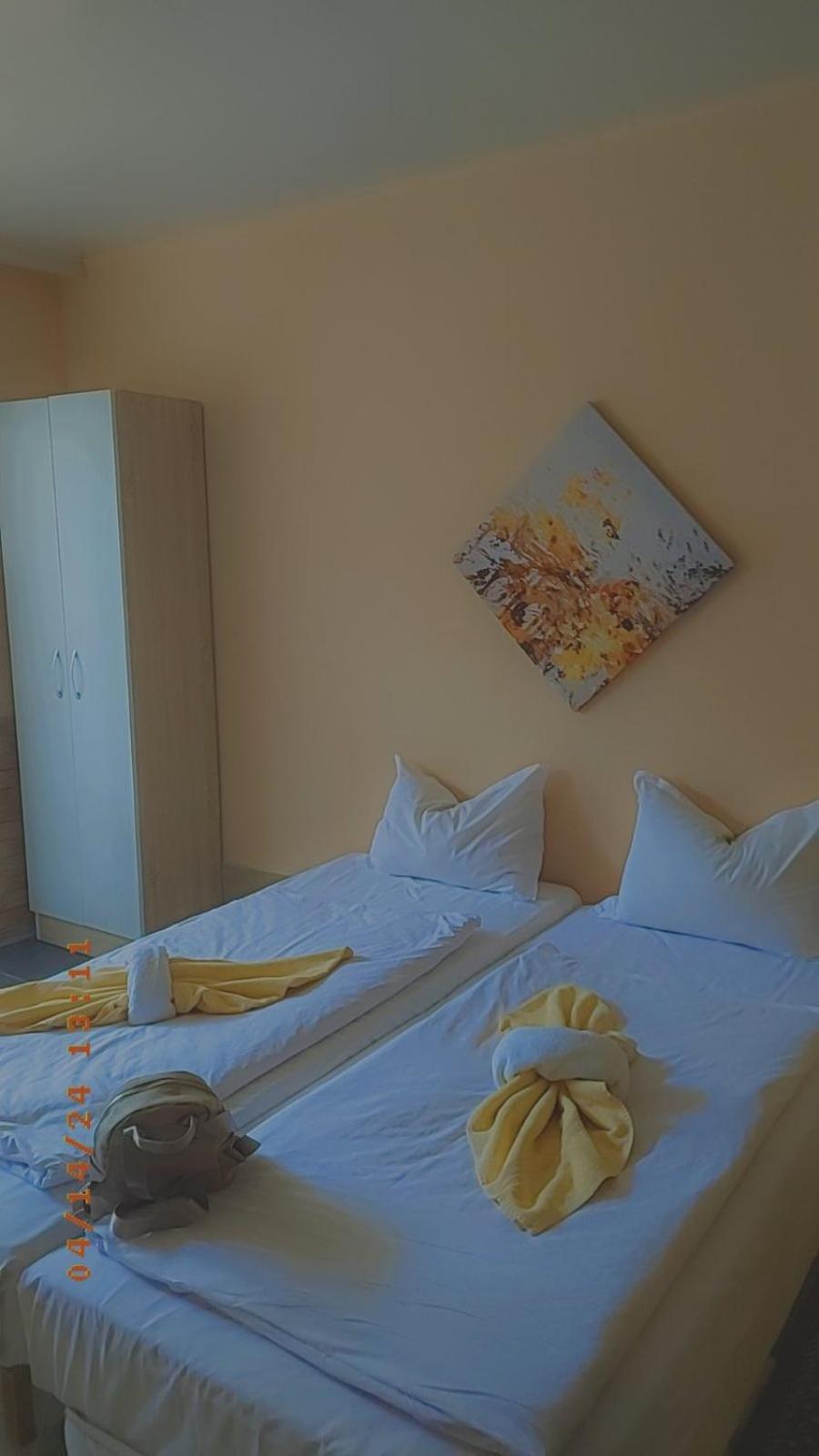 Paralax Hotel Varna Exteriör bild