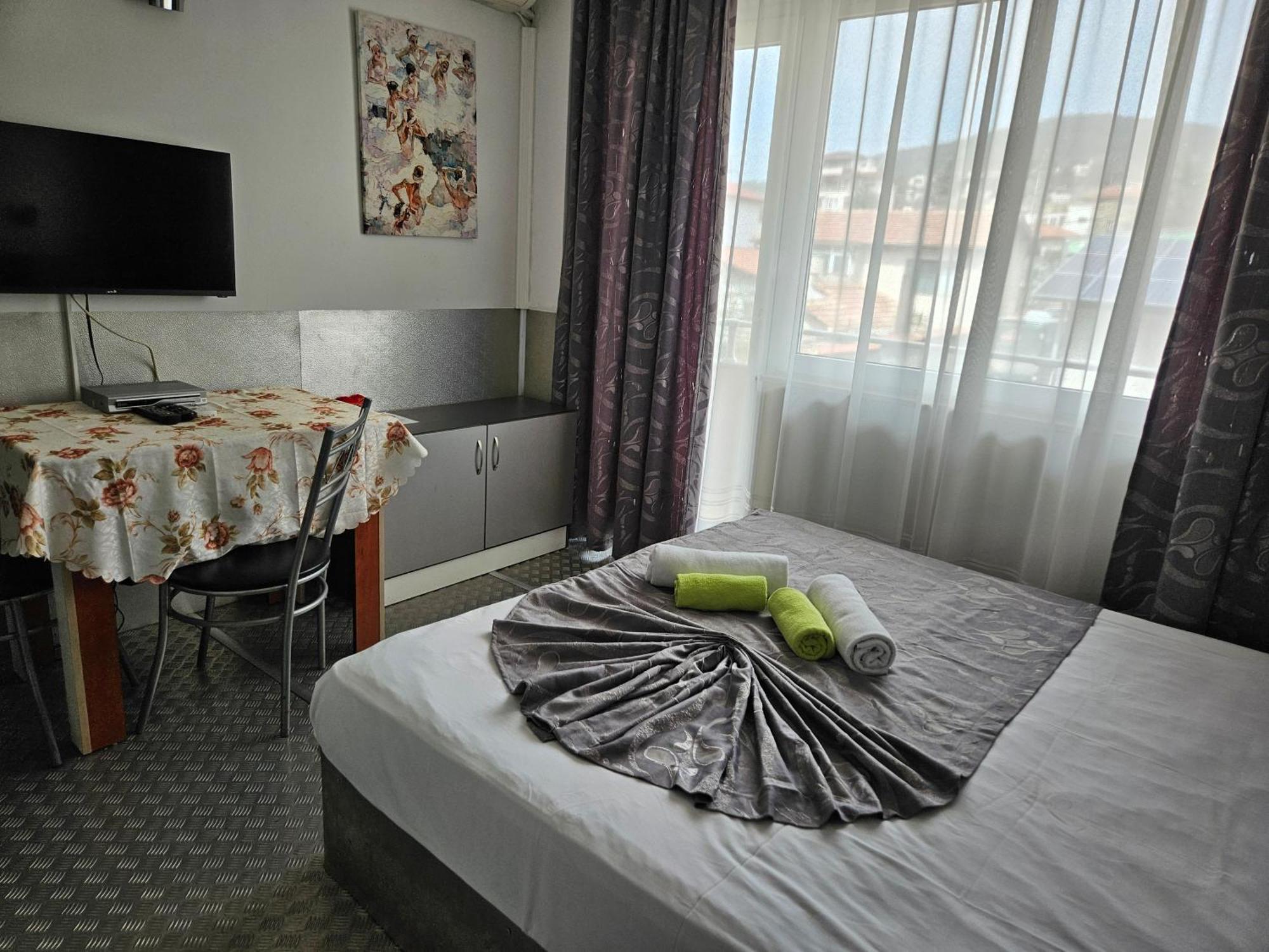 Paralax Hotel Varna Exteriör bild
