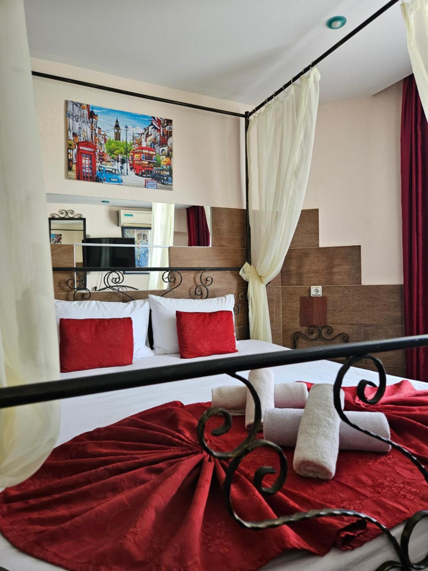 Paralax Hotel Varna Exteriör bild