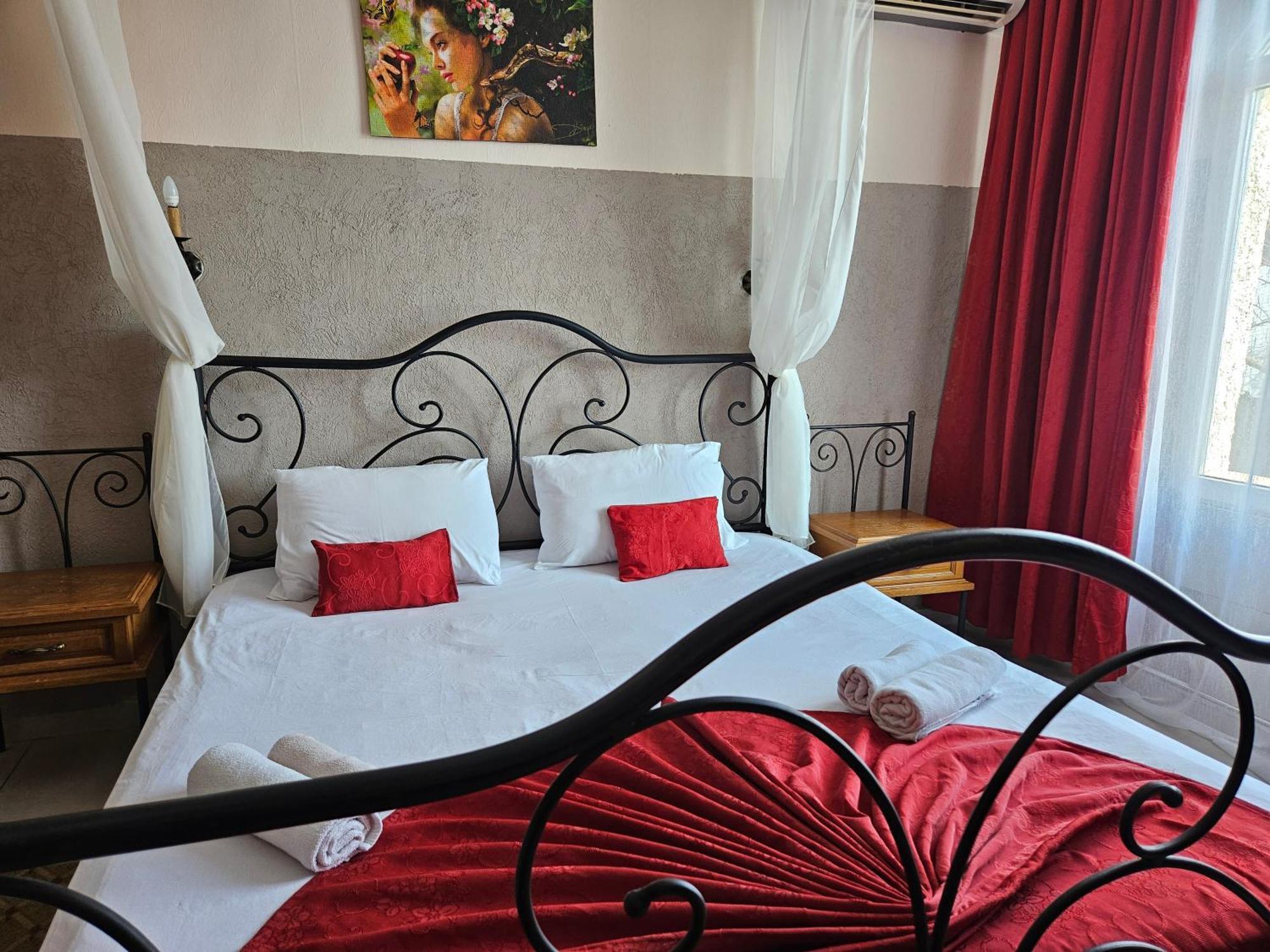 Paralax Hotel Varna Exteriör bild